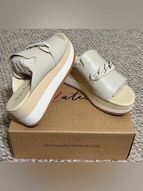 Matisse “Jada” Bone Braided Platform Wedge Slides-Size 10M